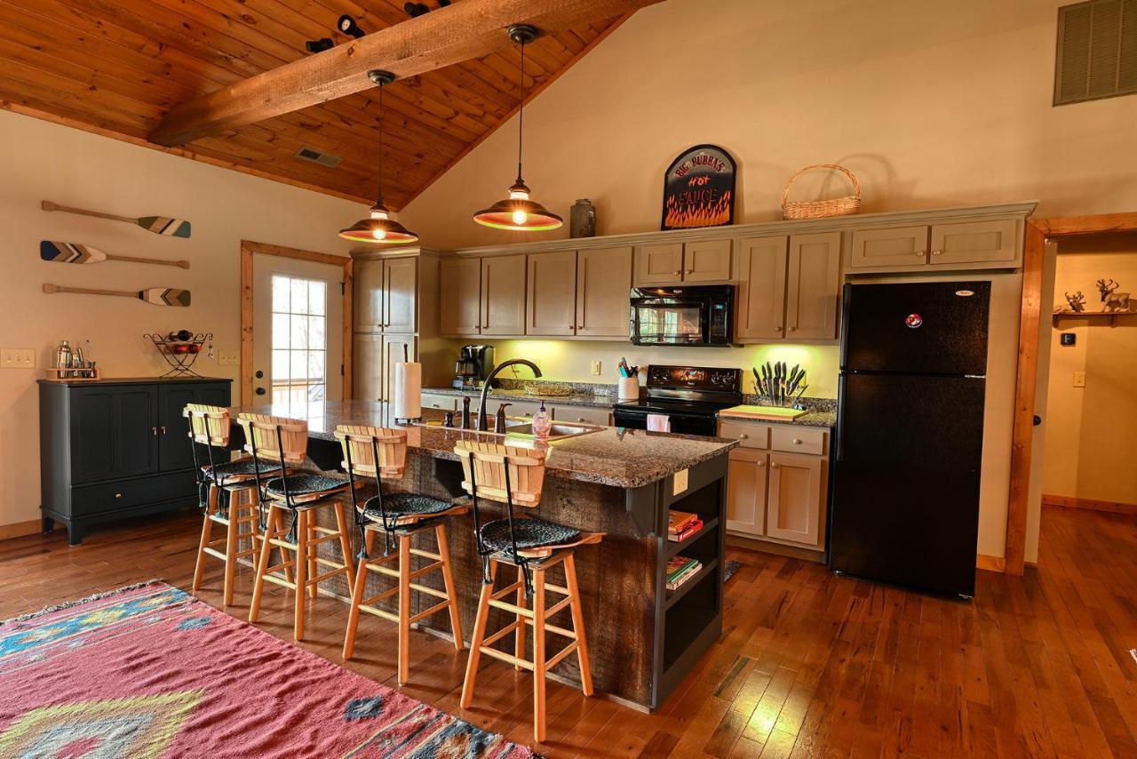 Staynantahala - Smoky Mountain Cabins Aquone エクステリア 写真
