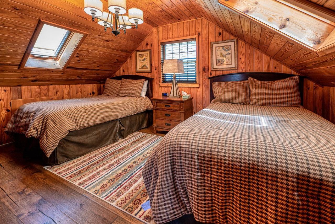 Staynantahala - Smoky Mountain Cabins Aquone エクステリア 写真