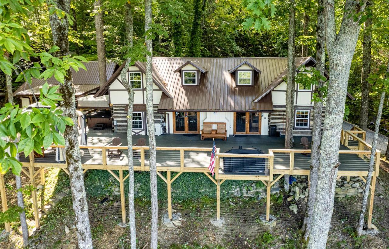 Staynantahala - Smoky Mountain Cabins Aquone エクステリア 写真